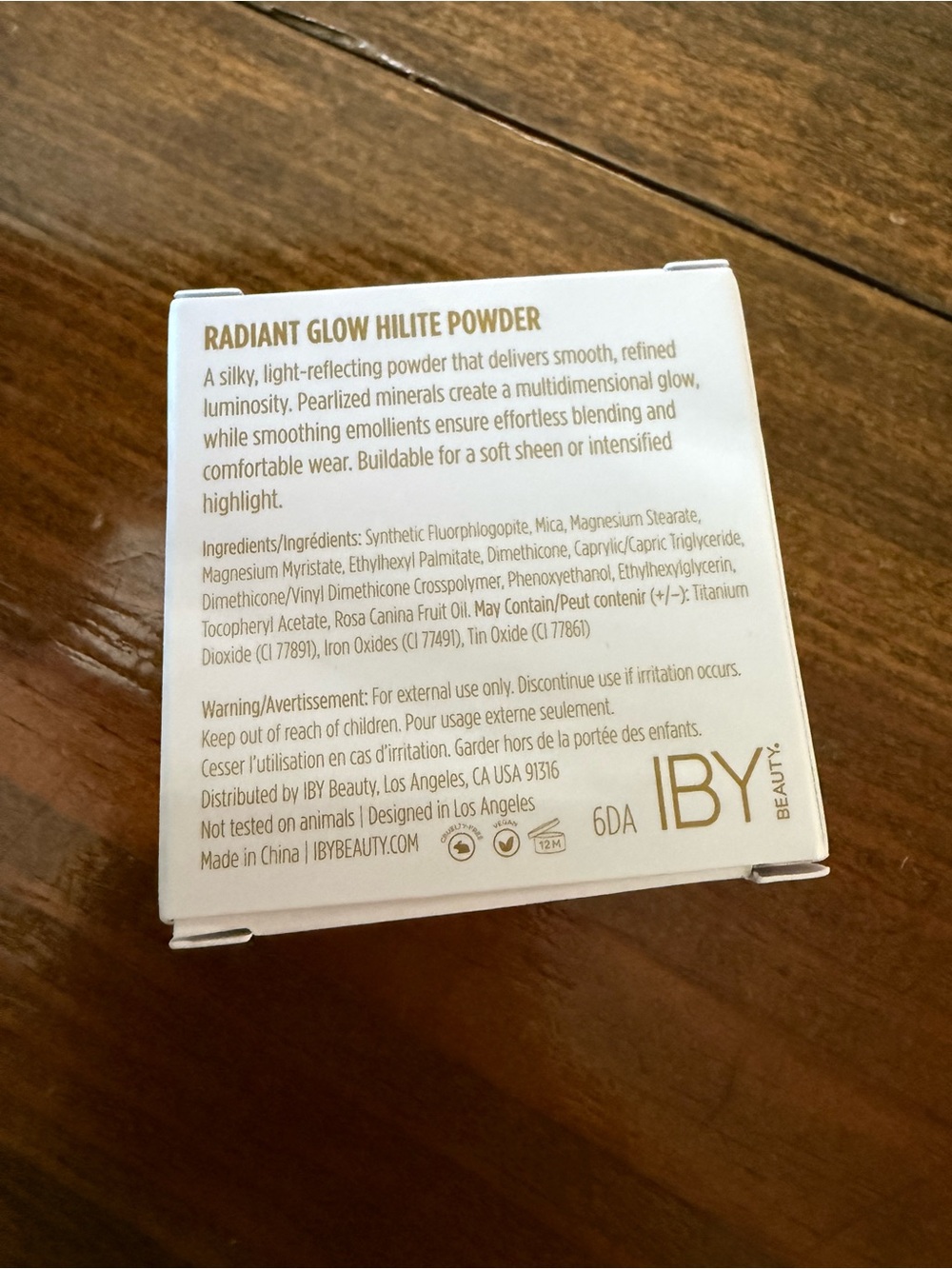 Radiant Glow Hilite Powder - Picture 2 of 5